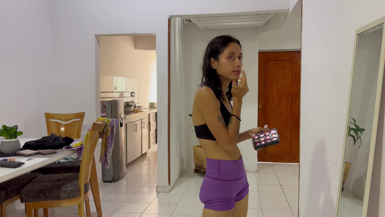 KenaySexxx: Mi Hermanastra Me Convence Y Le Doy Mi Celular Nuevo...