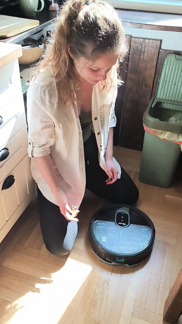 FenekManul: Vacuum Bot Instruction