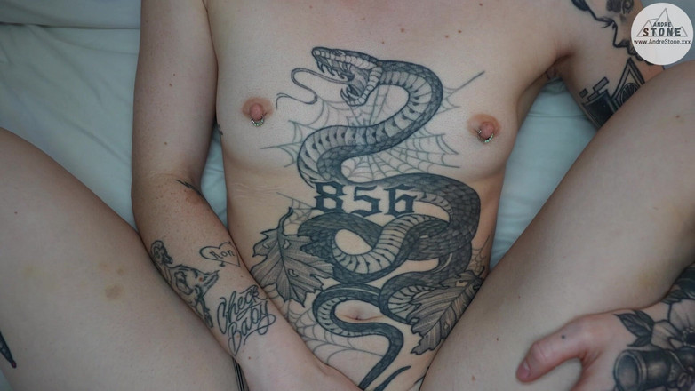 Andre Stone: Горячая Tatted подруга лучшего друга Salem Nox соблазняет тебя