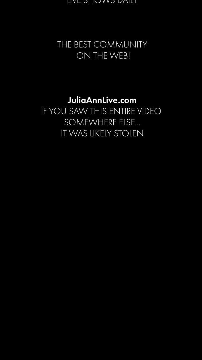 Julia Ann: Fuck Me in the Ass