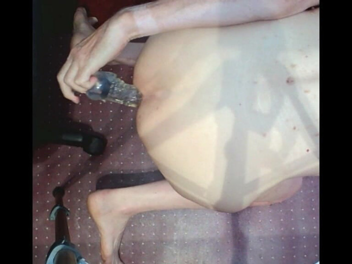 bigears: 肛門のストレッチ POV パート 5