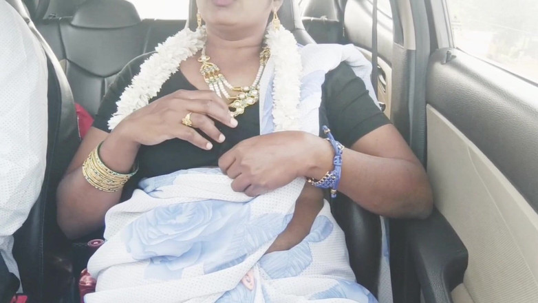 Telugu honey lips: E -2, P -3, Telugu Vorbe murdare, Telugu Dirty Talks. Mătușă indiancă...