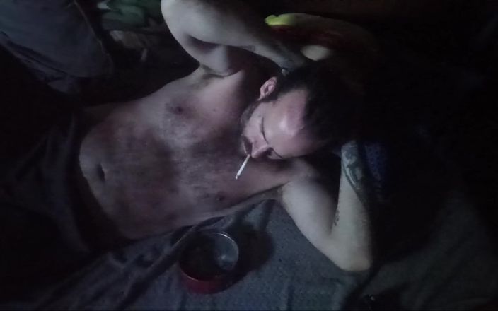 Rob Strokes: Thưởng thức một điếu thuốc sau một ngày dài