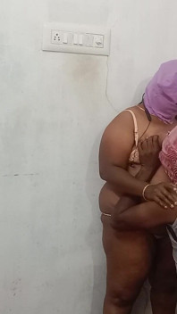 Indian Tamil Girl Cheating in House Hot Big Boobs Hot Pussy Hard Fucking World Like Sex in Hot Women Husband Friend Long Cock in