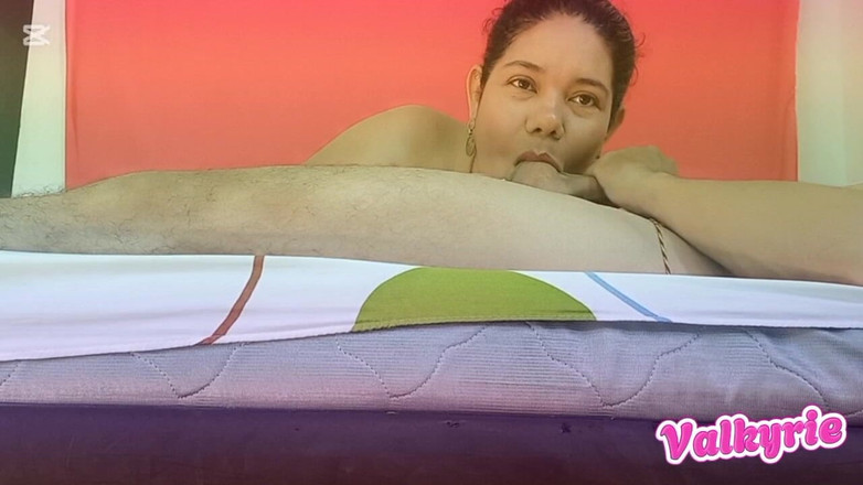 Valkyrie and Luigy Couple: Ładna żona robi to, co kocha najbardziej