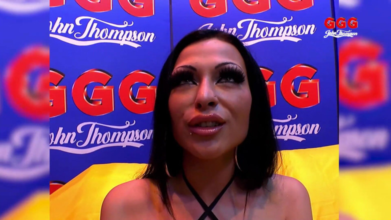 Gang Bang Germany: Sexy brunetka v zadku do pusy a polykání gangbangu Ggg...