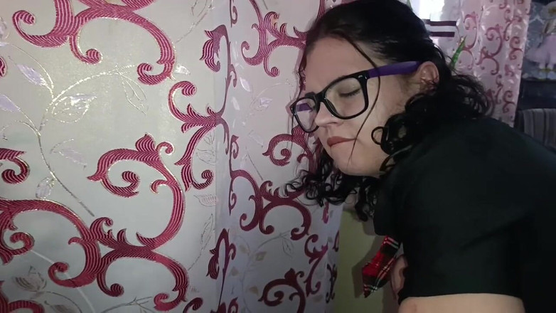 Irochka3008: Verleidelijke leunstoel seksles met spermashot op het gezicht en spuit