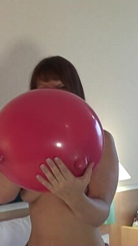 B2p in the Hotel - Red Balloon
