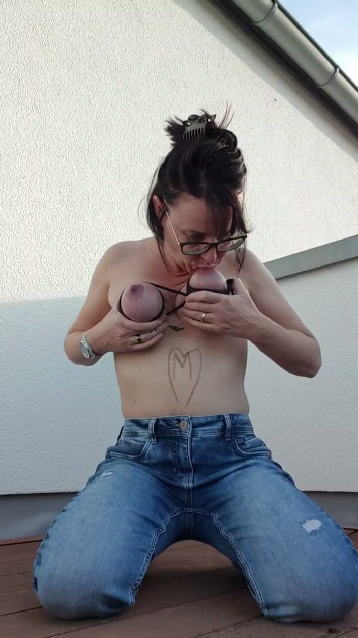JulieEroticDress: Squirt in My Jeans