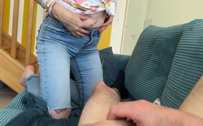 Marty and Wendy: 10minutové vášnivé kouření od francouzské milfky