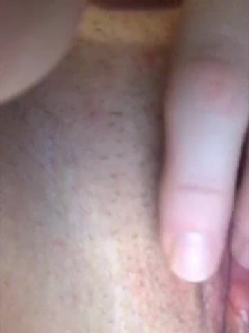 Dripping Wet Productions: Přímo ze sprchy ... obrovský orgasmus