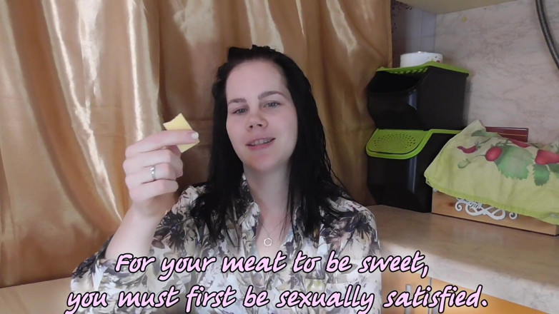 Anna Sky: Giantess Anna wants to eat cheese &amp; meat