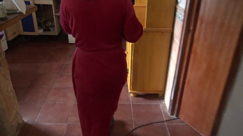 Stepmom Susan: Nadržený nevlastní syn mě prosil, aby chčil před ním, aby...