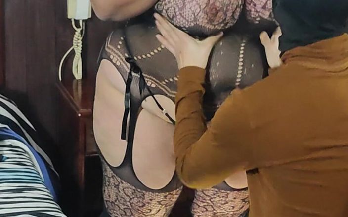Riderqueen BBW Step Mom Latina Ebony: 熟女性感的胖熟女 - 访问我的俱乐部