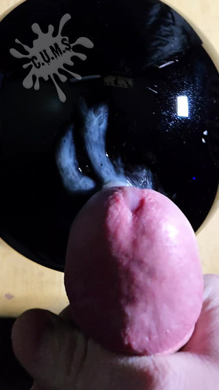 Cum Juggler: C.u.m.s - Nahaufnahme und Bewegung langsam - Solo-cumshot # 41