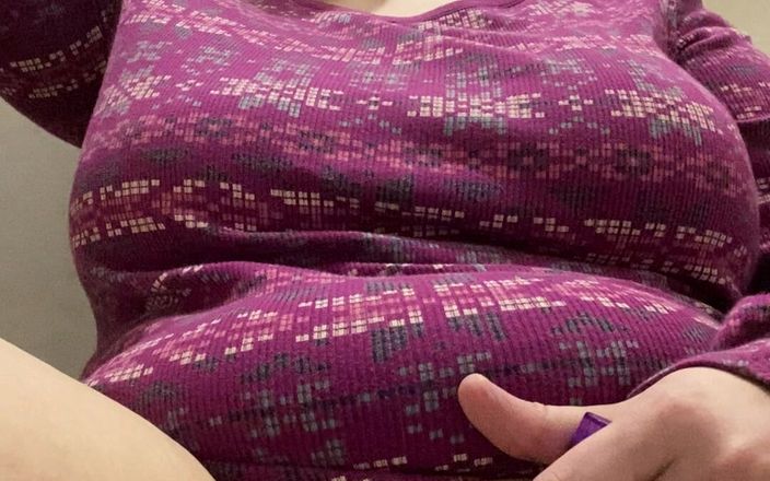 MissChrystalline: My Clit Won't Let Me Cum