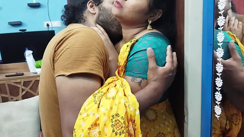 Vaigavarun45: malloo bos naukraani ke saath hot seks