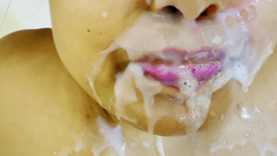 Aria Mia: Satule Ne Apni Ko Lund Chosa Veer Pee - muie și linge...