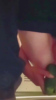 Young Gay on His Fifth Day at the Gym Opens His Ass in the Bathroom