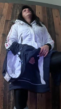 Fetish downjacket berganda - tarian seksi, sentangan lembut & melancap 325