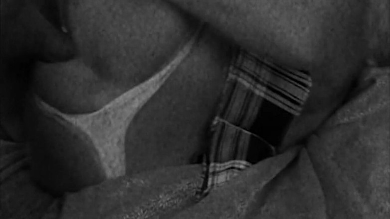 VHS-Vixxxen: Nach Dem Fesseln Wird Hart Gefickt