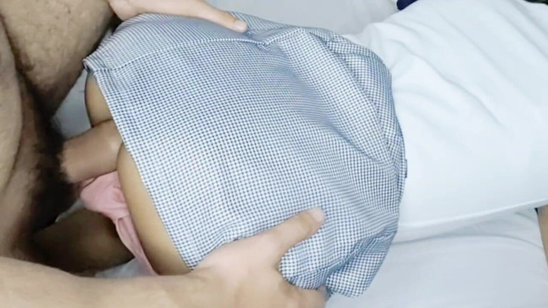 MynameisJuly: Jako uczennica w wieku zaledwie 18 lat, zmienia ciało na potrzeby...