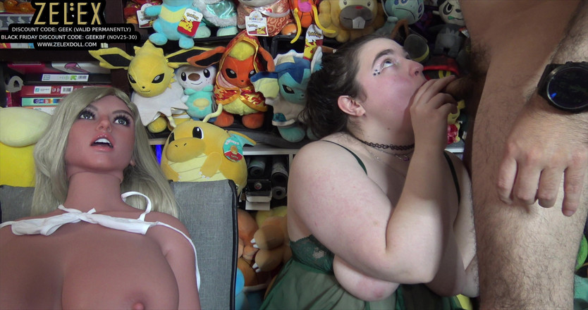 LustfulGeeks: Zelex búp bê chơi ba người