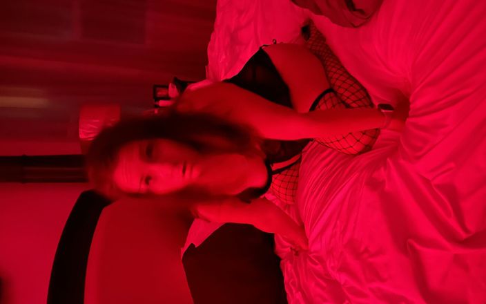 Meredith Rae: Femme mariée, dirty talk