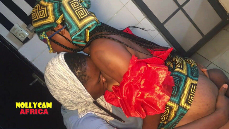 NOLLYCAM AFRICA: ニーボーの妻がムラムラして、私のチンコを味わいたがっている