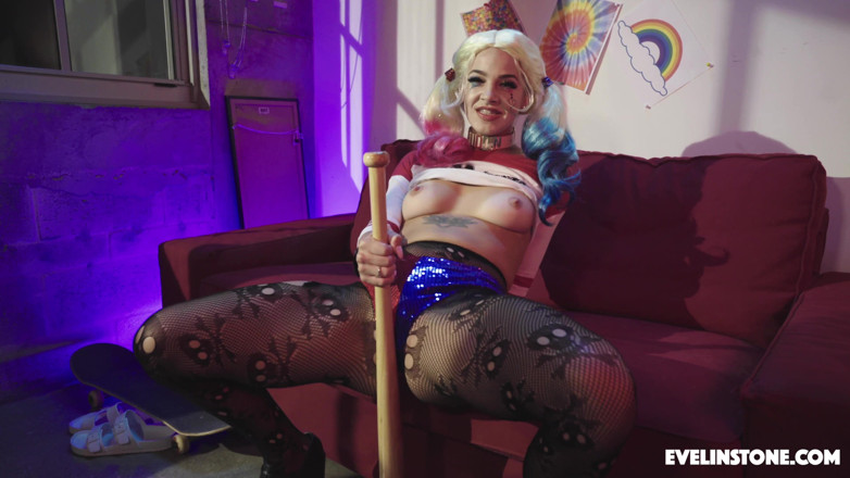 Evelin Stone: Harley Quinn Sph PAWG JOI