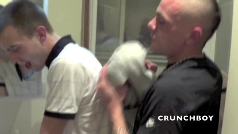 Sneaker gay: Tim Cosla fucked by a scally boy in a sneakers
