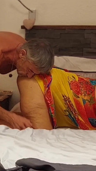 Seleny spontánní sex po obličejové péči