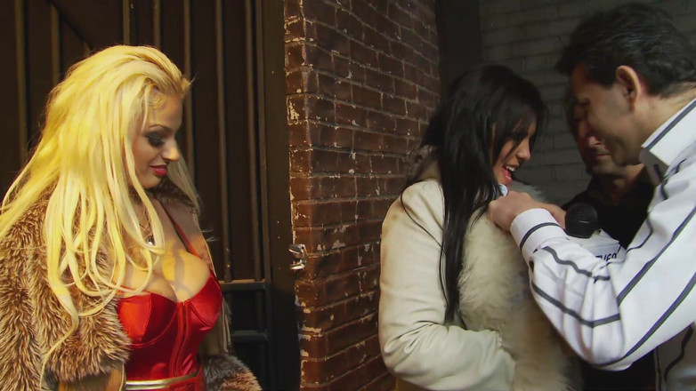 Xxxlover: La hermosa Jasmine y Katie complacen a unos chicos afortunados