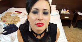 Wanilianna: Tym razem Wanilianna w wysokich sznurowanych fetyszowych butach na wysokich...