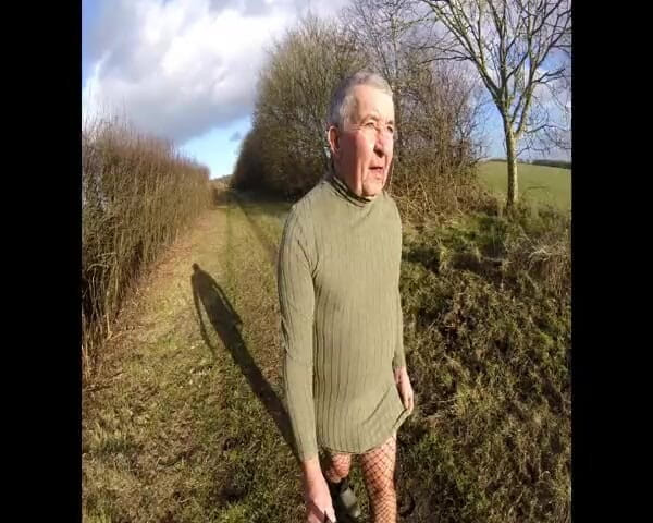 Andy: Clip de traje