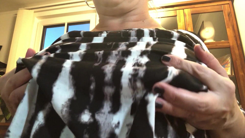 Tanja Tachee: Milk breasts at work