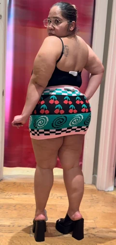 Boricua Mami - Bunda Natural Gorda - Pernas - Andando