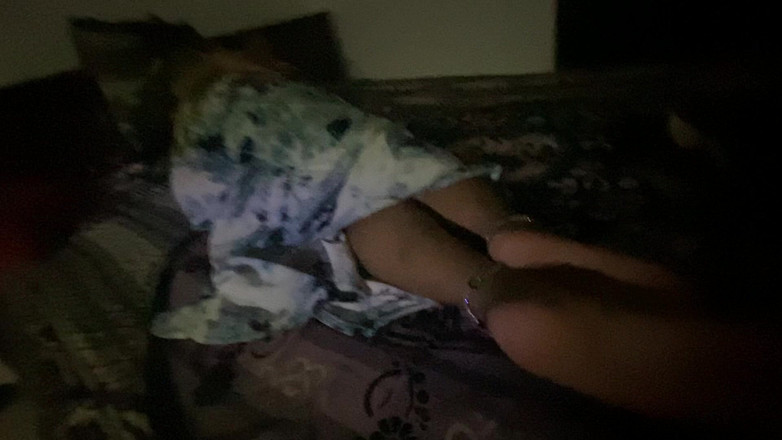 Arabicqueen: 大屁股抚摸和按压