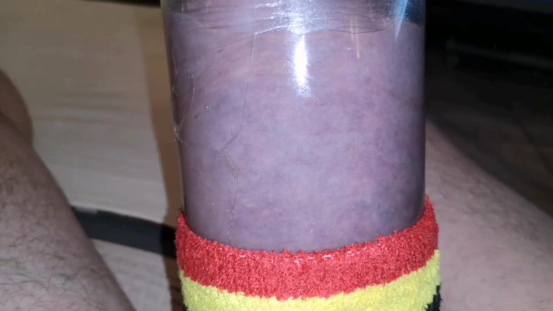 Monster_Meat_: Parte 2/come pompare il glucosio all'interno del mio cazzo di silicone