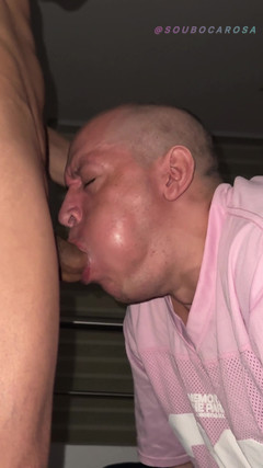 Boca Rosa: पहला आदेश... मेरा गला अपना वर्कआउट शुरू करता है