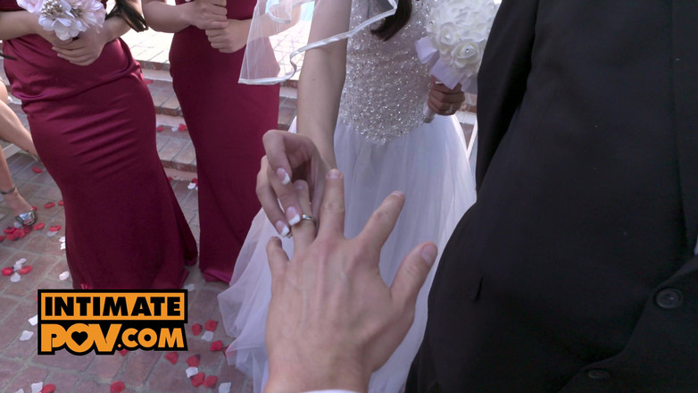 Its POV: Ședință de futai de neuitat la nuntă cu trei gagici...