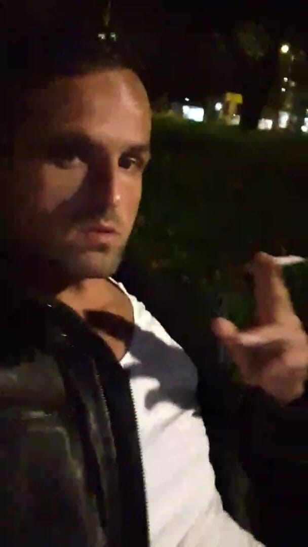 Slutboyben: Slutboyben cam4 brainfukked utomhus gris i komplett offentlig cam4 show