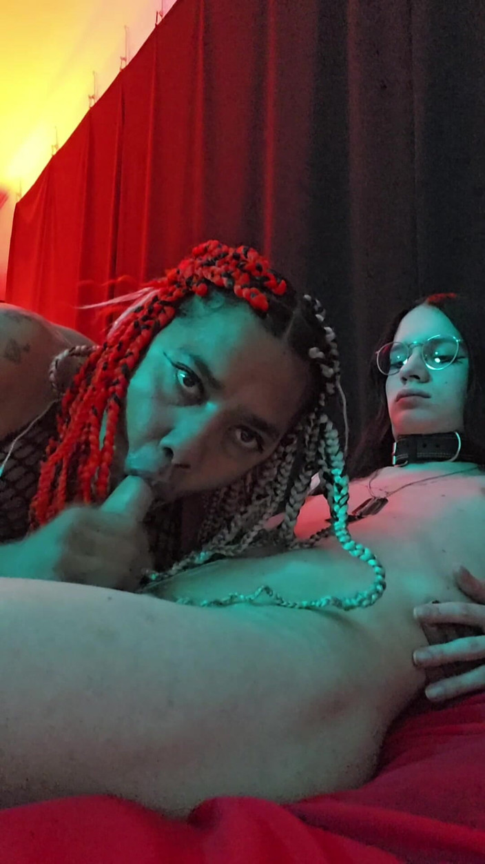 FocusedLength808: Trans ini memusnahkan saya!