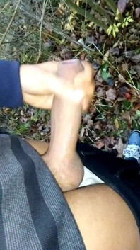 Kembar Arab memancut mani di luar dengan bunyi air mani drop