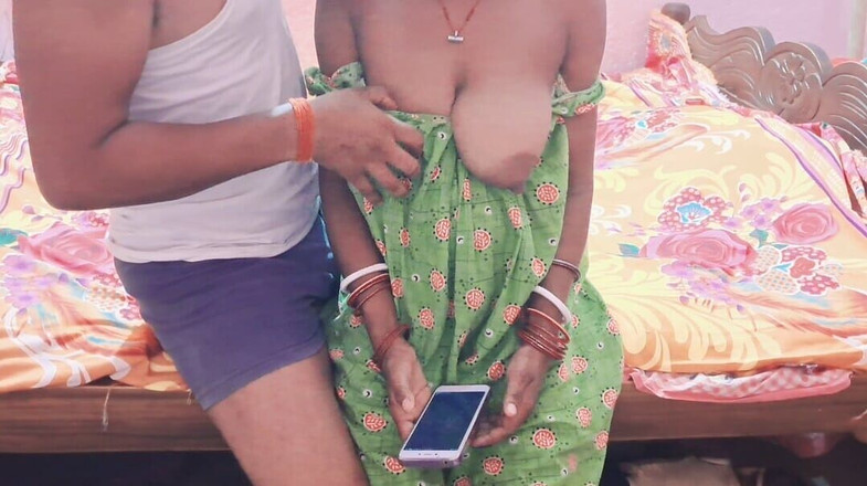 Trilokinath: パキスタンの美しいウェブカメラモデルがクライアントと共に映像で撮影 ヒンディー語音声