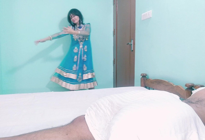 Bolly Karma: Romántica puta esposa casting en cortometraje caliente