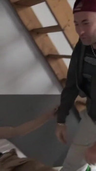 Jess wird von twink gefickt, jünger als er