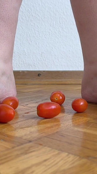 Énormes Jambes Vs. Tomates Cerises
