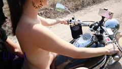 Lissa Brown: Vibração com Twerking + Condução + Motocicleta Parte 1