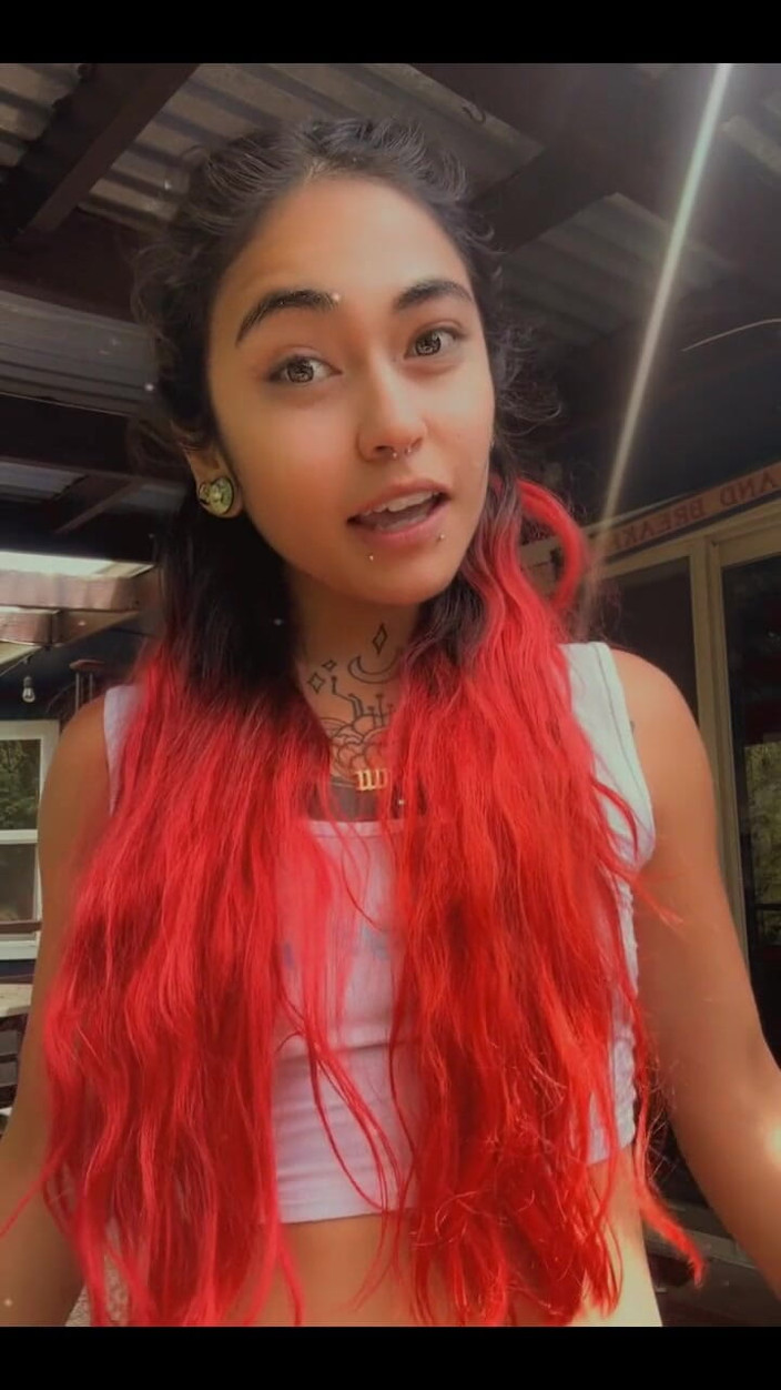 lilRavenFox: Quem é o joelho da prostituta?